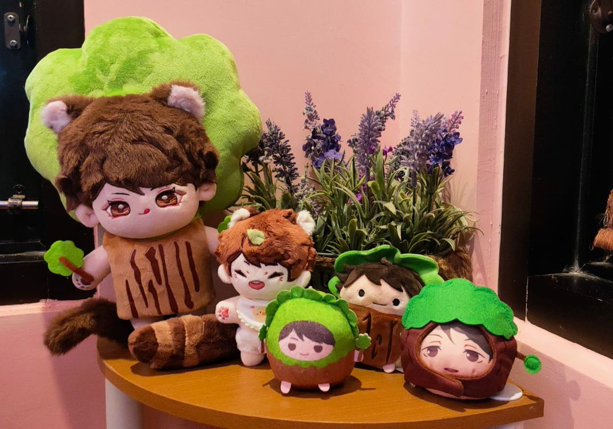 hinata_8877's tweet photo. Once again, I will say "Happy Birthday Oikawa Tooru and Ajax Tartaglia Childe!!!" thanks for being you and giving so much joy 🥺💕 and this is my simple doll altars of them both! #childe #oikawa https://t.co/HNsNdpvUXE