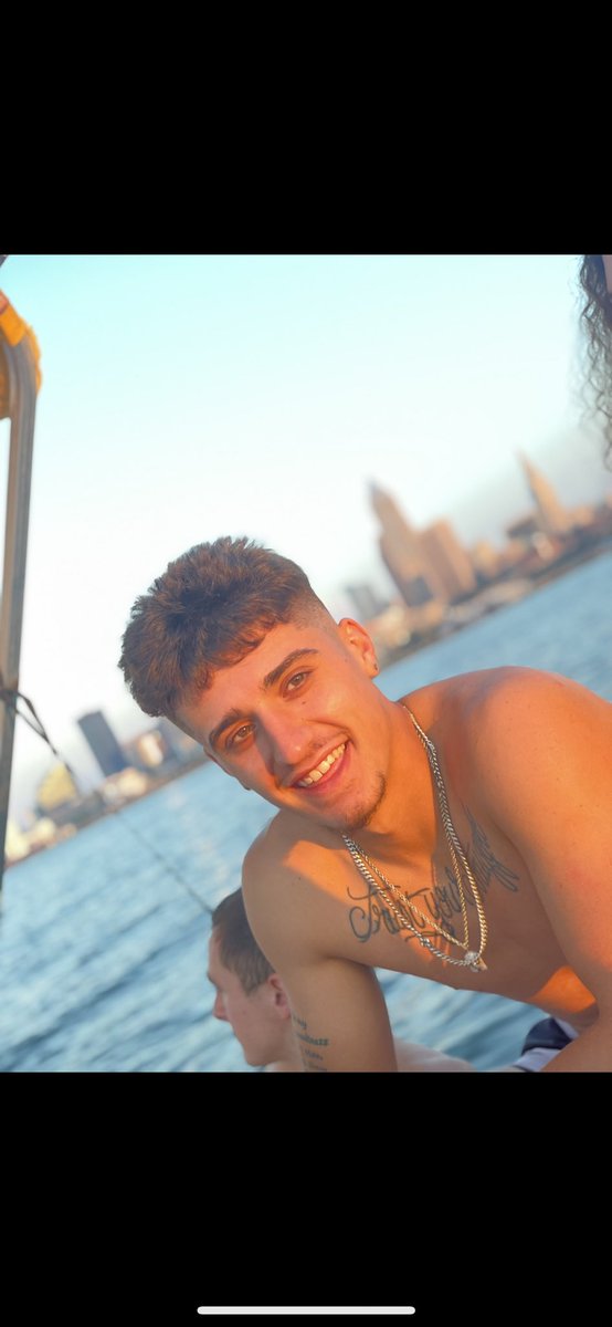 EPrevesk's tweet photo. @DominickP27 your not aloud to be 23! Happy birthday domo ❤️ https://t.co/YOUebdQ3is