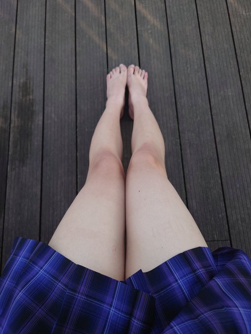 出来营业脚磨破了，好疼。。。 #伪娘 #露出 https://t.co/7IREVYcCNo<a href="/tag/%E4%BC%AA%E5%A8%98"class="tags">#伪娘</a><a href="/tag/%E9%9C%B2%E5%87%BA"class="tags">#露出</a>