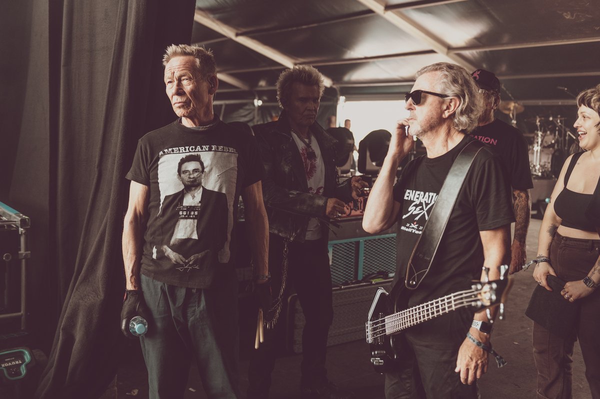 _generationsex's tweet photo. Another year of rocking and being a kick ass drummer 👊 Happy birthday Cookie!

📷 @Matthiggsphoto and @jemmadoddphoto

#generationsex https://t.co/PWF87byAeA