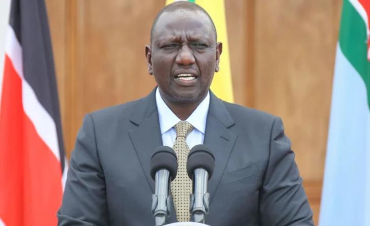 ComradeSagini's tweet photo. Mr @WilliamsRuto please #FreeOgeta #FreeBabuOwino #FreeMainaNjenga
#Tumechoka You will know No Peace in your retirement , Whoever laughs last laughs the loudest . Jambazi hii
#MaandamanoWednesdayToFriday https://t.co/zKU8WXKbZK