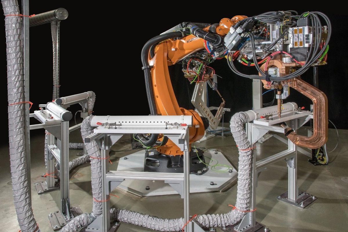 Uni_Stuttgart's tweet photo. Know-How für die Fertigung kommender Elektrofahrzeuge: Transformations-Hub #CyberJoin an der #UniStuttgart.
Kickoff 26. + 27. Juli 2023
👉https://t.co/x4OF5bqV3u
#Fügetechnologie #Werkstofftechnologie #Fertigungstechnologien #Automobilindustrie
📷 MPA/Universität Stuttgart https://t.co/O01yXKrQRG