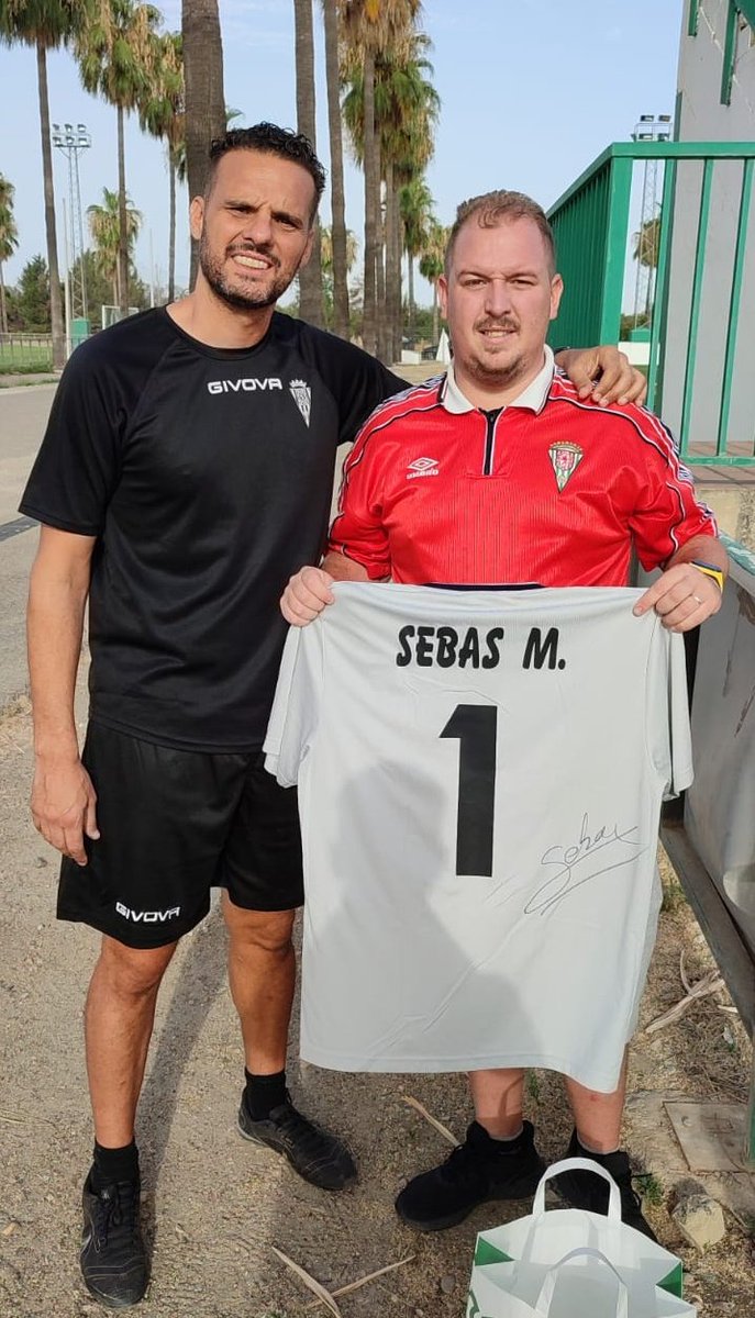 CordobaCollect's tweet photo. @Sebini78 🤍💚 Joya firmada ✅ https://t.co/to7ke1oJjt