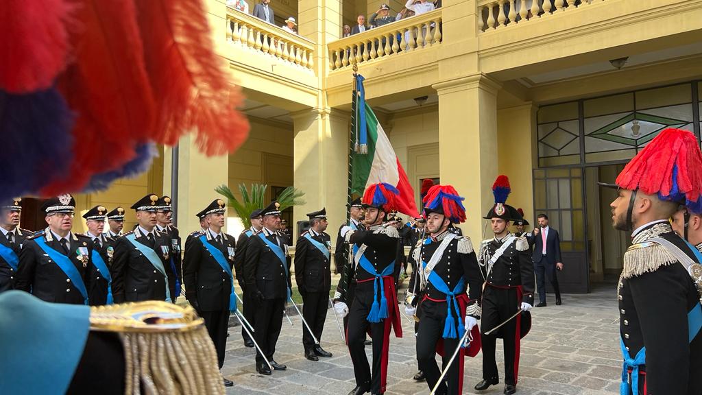 Arma dei Carabinieri tweet media