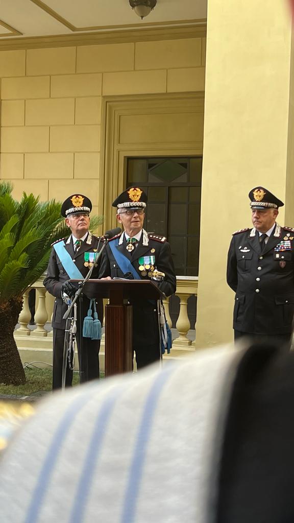 Arma dei Carabinieri tweet media