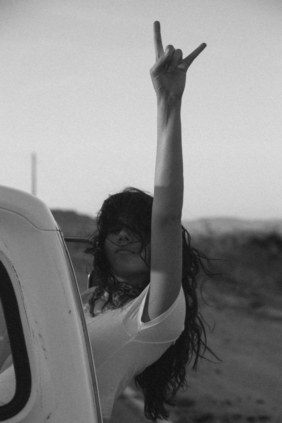 Don't tell me what to do
And don't tell me what to say
Please, when I go out with you
Don't put me on display
You don't own me
Don't try to change me in any way
You don't own me
Don't tie me down cause I'd never stay
youtube.com/watch?v=8SeRU_…