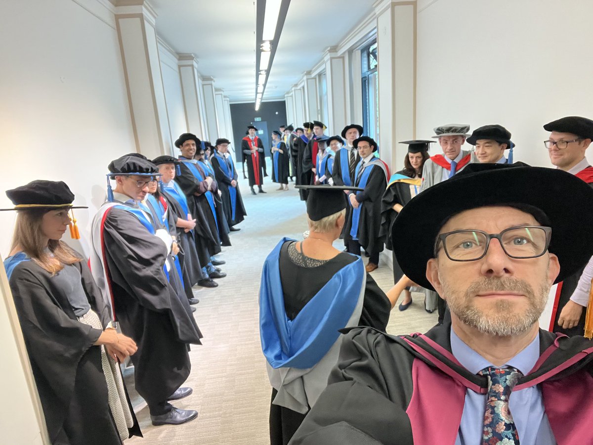 profnickstone's tweet photo. Ready to go for @exetercompsci #Graduation today #CongratulationsAll https://t.co/gzPCM7oKpr