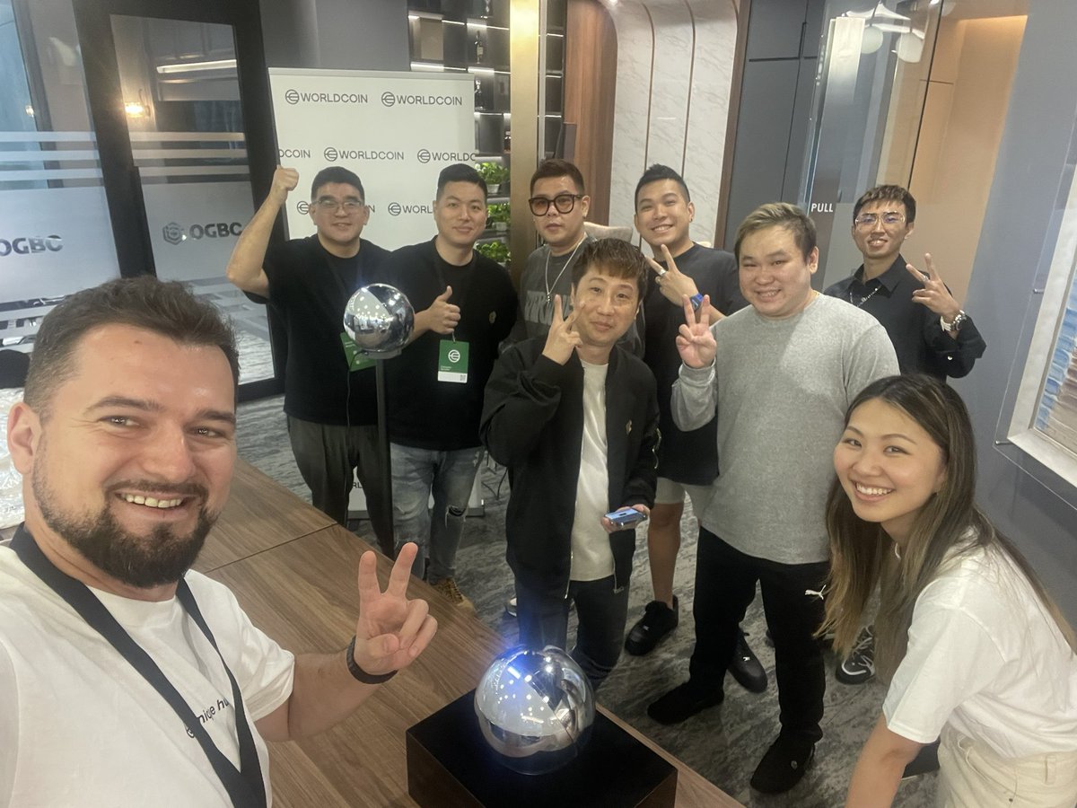 IVES_OGBC's tweet photo. Open AI's first Orb is now officially operate at our OGBC Office in Singapore 🇸🇬🥳🥳 From now on, colleagues can come and perform iris authentication 👁️ @ogbcogbc @OpenAI @worldnetwork 

#openai #chatgpt #worldcoin #ogbc #crypto #web3 https://t.co/Yf1dWTw2Uk