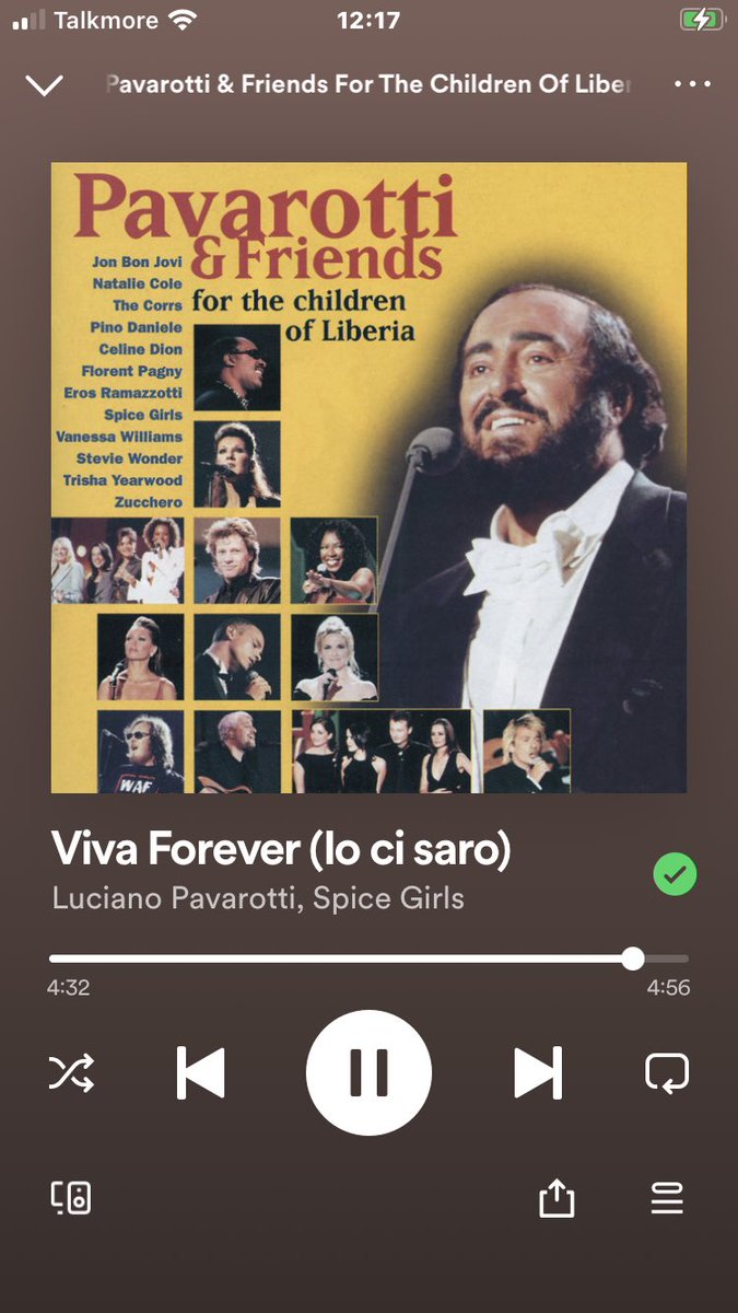 Fredrik_Larsen_'s tweet photo. @spicegirls @MelanieCmusic @OfficialMelB @victoriabeckham @EmmaBunton @GeriHalliwell Throwback to the time the girls joined a benefit concert in Italy, as part of the #Pavarotti &amp; Friends concert series. Spice Girls sang #VivaForever on stage with the legend himself. Their UK no. 1 hit single 🇮🇹🇬🇧 #VivaForever25 #PavarottiAndFriends  #SpiceGirls #SpiceWorld25 https://t.co/t69Bhk4KhH