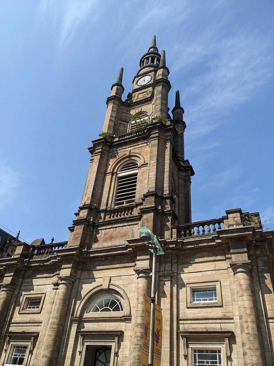 VickyTibbitt's tweet photo. When in Glasgow, look up they say. What a marvelous array of buddleia they have https://t.co/2OHr0owlIU