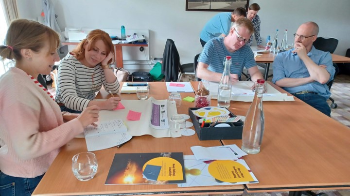 ConnectedStaffs's tweet photo. 📢As part of our Participatory Action Research (PAR) Programme researchers and students took part in a two day #research retreat to reflect and plan future actions to strengthen and build our #PAR culture at @StaffsUni 

#StaffsPAR #ConnectedStaffs #GetTalking https://t.co/UpdKmvdu5J