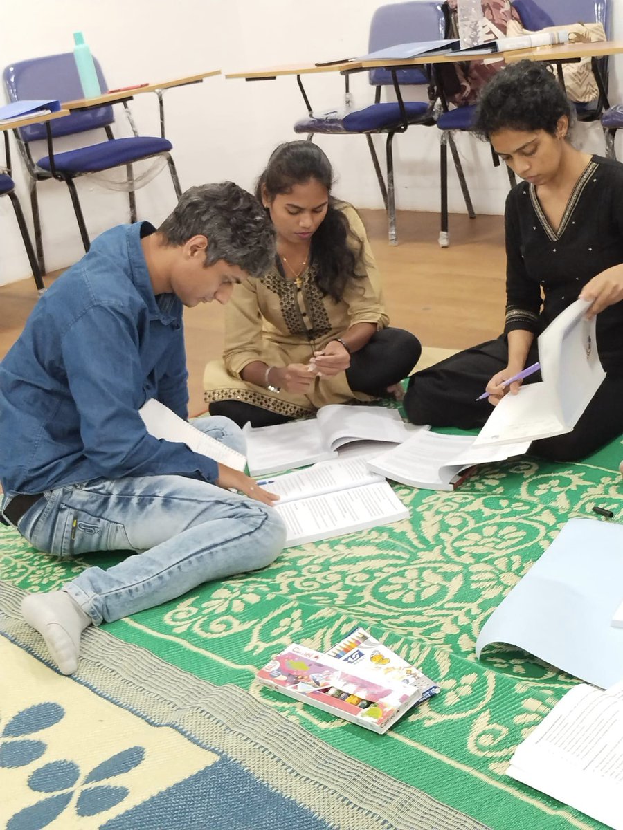 actcoursesasia's tweet image. #tefl #inclass @ #ACTBangalore

An enthusiast group 9 started their #tefl journey.
Some candid moments captured amidst preparation for #grouppresentation and #classroomactivities

#asiancollegeofteachers
#teflbangalore #teachertraining