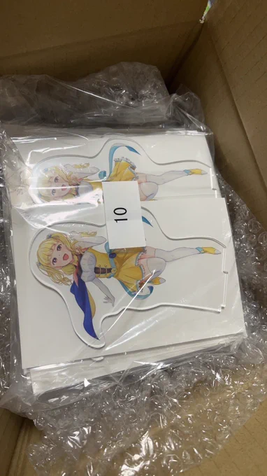アクスタこんな感じみたいです。 
