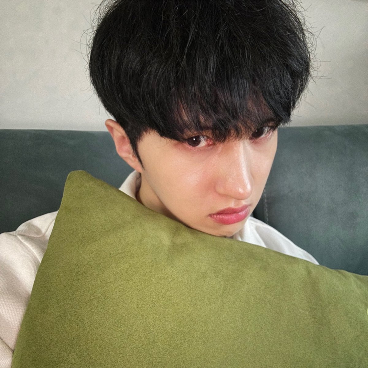 jaehwany0406's tweet photo. 2023. 7. 20. 목요일.

#쟌이뭐해
#쟌이뭐먹어

삼계탕먹으려고 본집 왔는데 사진 폼 미쳐따이~~헐..
대박이네 진짜ㅋㅋㅋㅋㅋ누구시오~~헤헷⭐️

#StarLight #뵬뷫애기들 #VIXX #빅스 #KEN #켄 #뮤지컬 #22년2개월 #박열 #이재환 #아떼오드 #링크아트센터 #벅스홀 https://t.co/lf6H0jaADr