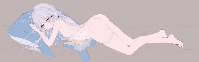 ちょっとラフの線を綺麗にして簡単な色を塗りました、脚のポーズはまだ修正したいです(`・ω・')   そして今週の残りの時間と来週は抱き枕の正面の髪色塗りに集中します!٩(๑`^'๑)۶  https://www.pixiv.net/artworks/110083559 