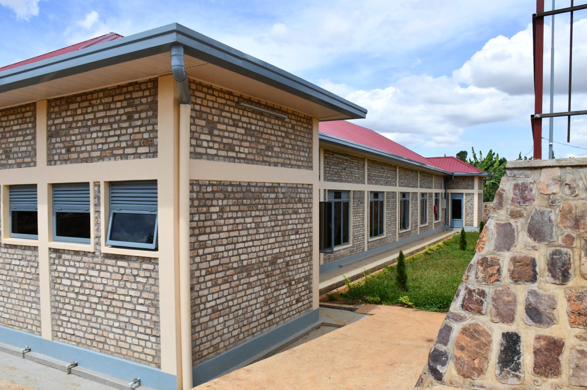 · Hakenewe ubufatanye bw’inzego zitandukanye; ubuyobozi bw’inzego z’ibanze n’abafatanyabikorwa kugira ngo abo barwayi bahabwe ubufasha mu buryo bwuzuye.