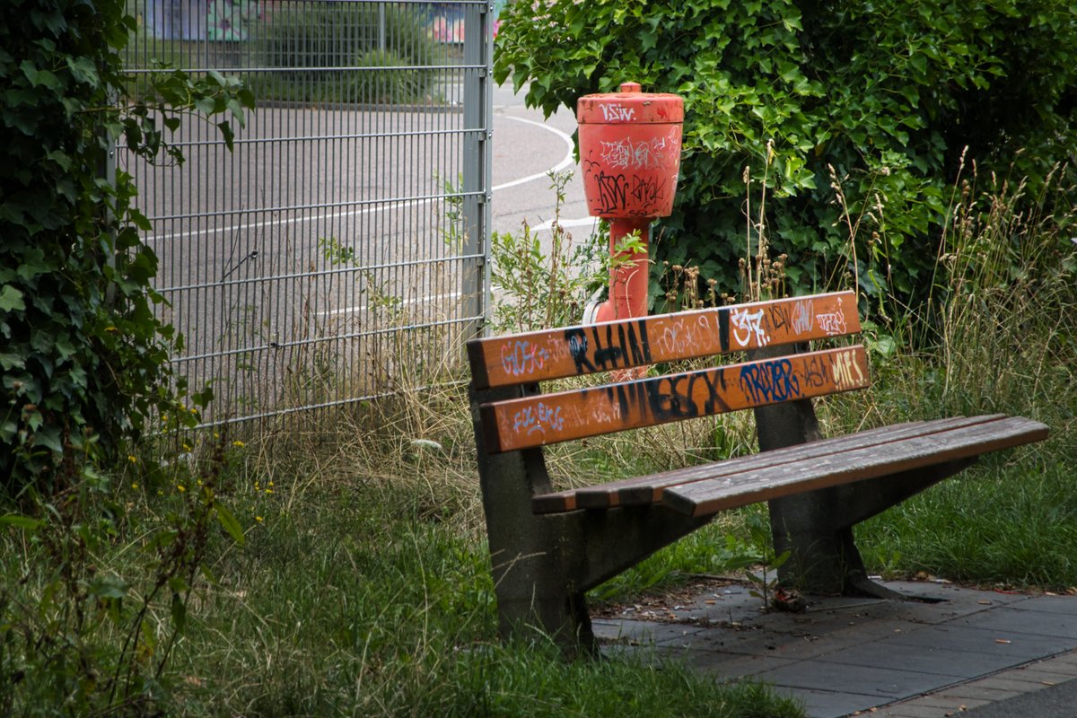 Stef2Ulm's tweet photo. Da gibt's noch mehr #Hydranten. Hinterm Blautalcenter in #Ulm. https://t.co/um4LGqc8je