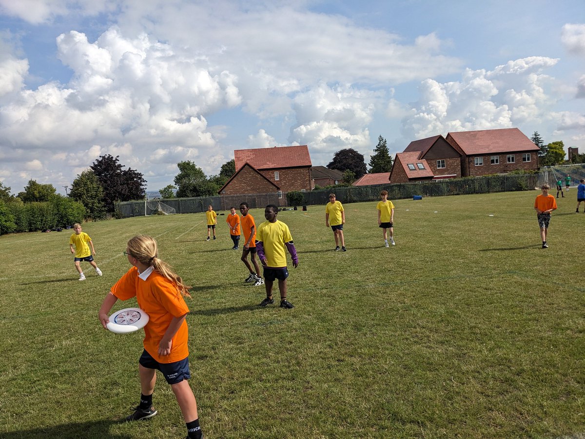 pe_thehoward's tweet photo. Festival of sport in full swing #howardpe https://t.co/rZqFerkHup
