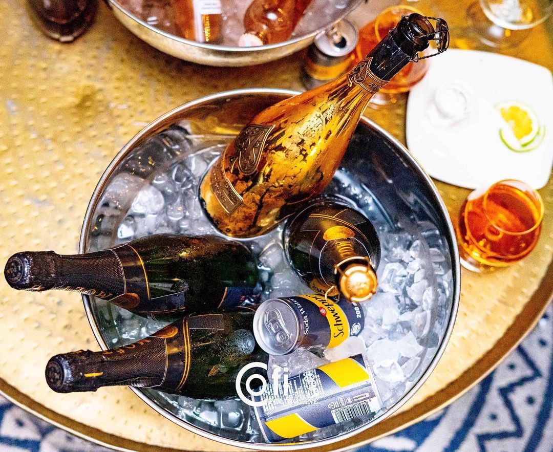 Life is too short to dream of the weekend. Enjoy Thursday for what it is #preweekendvibes🥂

Join us tonight as we kick start our ‘Cofi Weekender’ #exclusivethursdays🚀