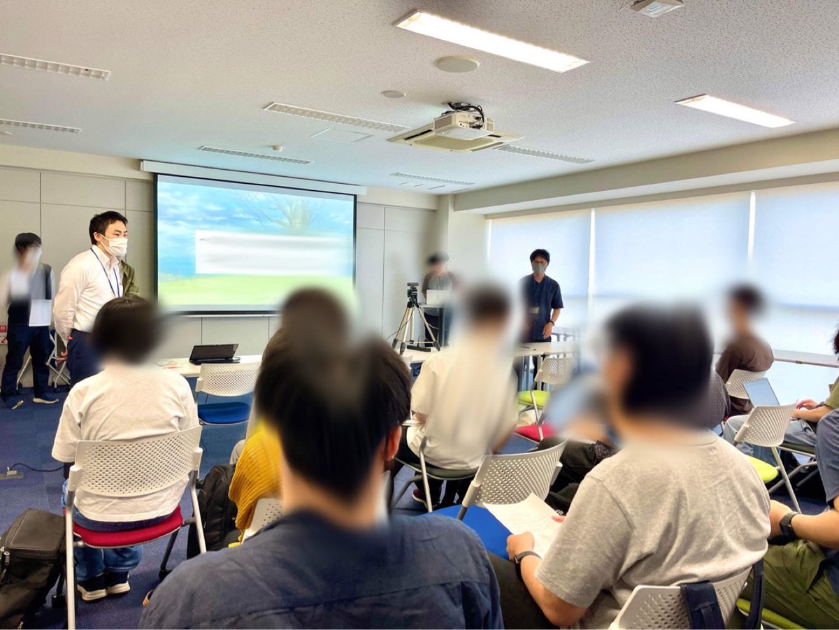 yumu19's tweet photo. 学生チャレンジプログラム #チャレプロ の審査会を行いました。学生主導の活動に対して1〜10万円の予算をつけるという今年度から始まったアンプレセンター発の試みです。私は審査員として10組の学生の発表を聴講しました。どの発表も素晴らしい企画でした。審査結果は来週に通知します！ #johodai https://t.co/5yOG2ImzmJ