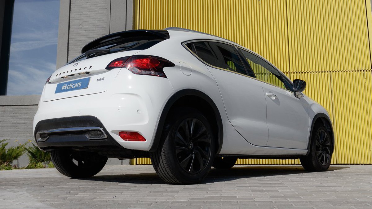 clicars's tweet image. Con este #calor 🫠 te dan la posibilidad de llevarte este #DS 4 #Crossback para irte a un lugar muuuuy fresquito❄️

¿A dónde te irías?🗺️