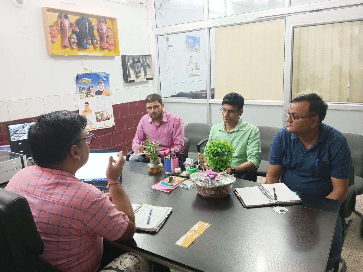 REAPPithoragarh's tweet photo. Held a review cum Planning meeting with DPMU team. Key agenda points were #CLF_Staff_recruitment #Monthly Progress #AWPB #LC_Audit #AGM # MIS #Enterprise_development . @nitikakh22 @UlacDemirag @SecyRDUK @CDO_Pithoragarh @ganeshjoshibjp @ukcmo @REAPUttarakhand https://t.co/UVOJtTHeL8