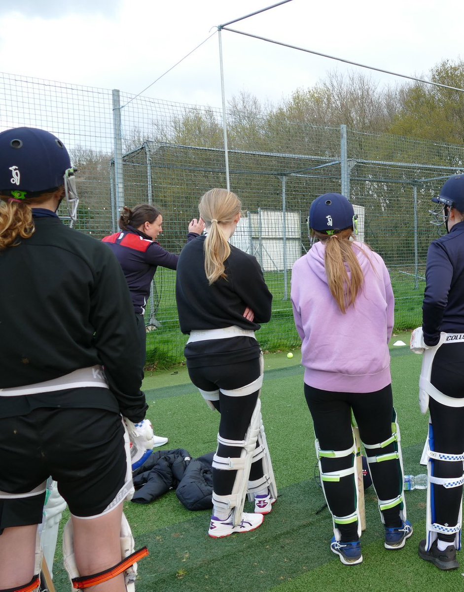 cathdalton57's tweet photo. Been an awesome summer so far @HuttonCCWomen Weโve welcomed expert guest coaches and seen players develop from U9 all the way to our senior womenโs teams.
Bring on the rest of the summer ๐ช#TeamHutton https://t.co/u6lDlfYULm