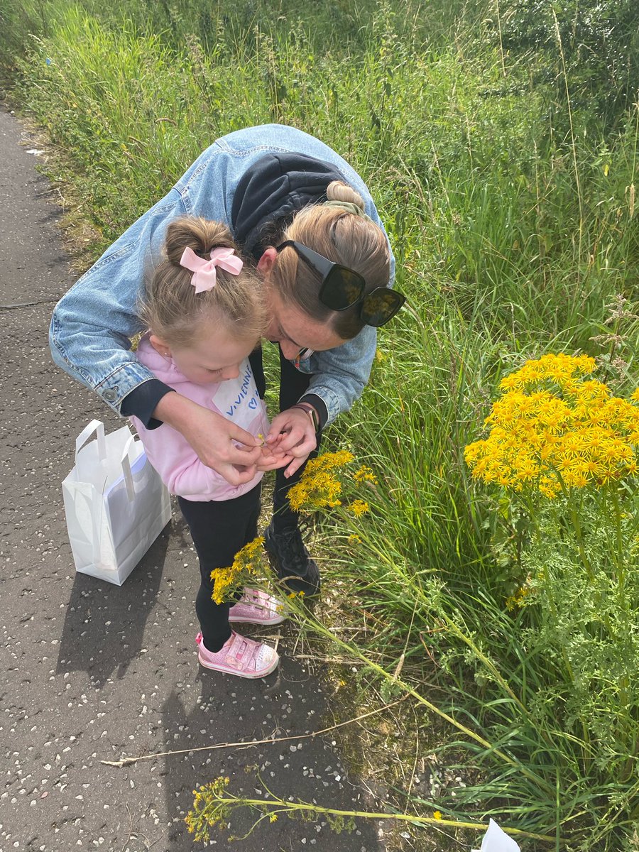 Early Years NLC (@earlyyearsnlc) on Twitter photo Another fantastic Peep collaboration, our aim was to explore the learning in daily experiences and the impact on your child. We went for a walk in the local green link and found so many learning experiences. Fabulous collaboration with #CLDFamilyLearning
<a href="/CentreForgewood/">Forgewood Family Learning Centre</a> Another fantastic Peep collaboration, our aim was to explore the learning in daily experiences and the impact on your child. We went for a walk in the local green link and found so many learning experiences. Fabulous collaboration with #CLDFamilyLearning
<a href="/CentreForgewood/">Forgewood Family Learning Centre</a>