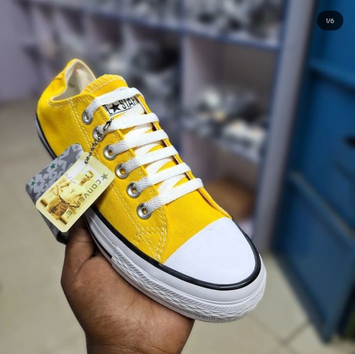 buju_kim's tweet photo. Converse
@ 1500
Free delivery within Nairobi CBD https://t.co/FeAeHAhL09