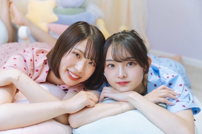 vv__official's tweet photo. ／
幻ついんず✖️ヴィレヴァン👩👧
＼

㊗️コラボグッズ発売中〰️🎂✨

人気ラン���ングこちら🍋🍋🍋
1.ステッカー　パジャマ
2.ボールペン　パジャマ
3.アクリルキーホルダー　さつき

ご注文は7.23(日)まで🤳🏻🎵

▶https://t.co/Sy4siZ9aWt

@haru_than_ 🍼@satsuki_dh https://t.co/joRDM16DJV