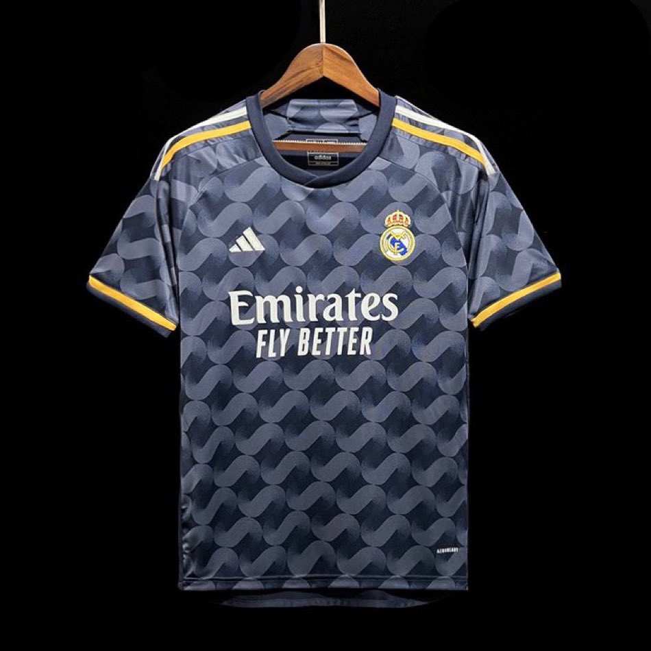 🚨𝐒𝐎𝐑𝐓𝐄𝐎 𝐂𝐀𝐌𝐈𝐒𝐄𝐓𝐀 𝐃𝐄 𝐅𝐔́𝐓𝐁𝐎𝐋🚨

Sorteamos la nueva segunda camiseta del Real Madrid. Requisitos: 

🔸Seguirme a mi y a <a href="/futboljersey7/">FutbolJersey77</a>.

🔹Dar RT 🔁 a este tweet.

Anunciamos ganador el lunes. ¡Suerte!