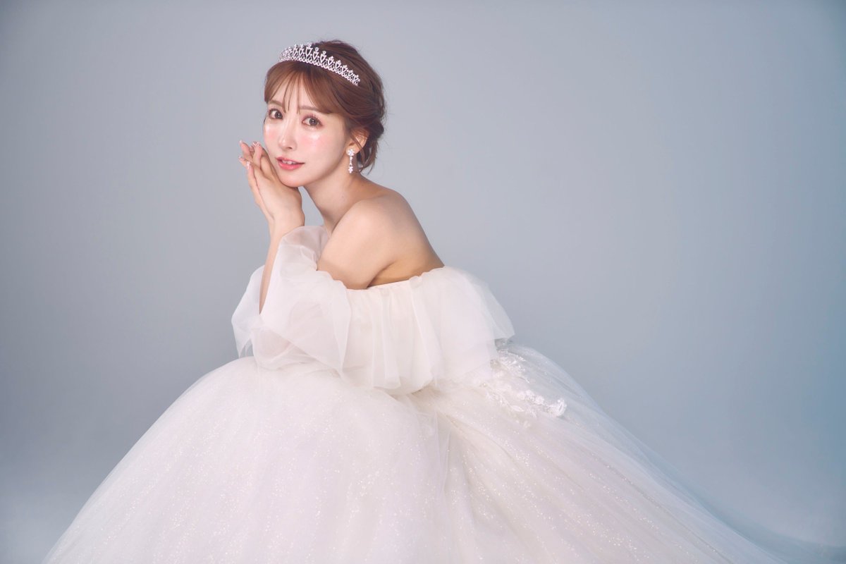 🤍三上悠亜引退記念イベント🎂🤍

日時：8/16(水)18:00〜
場所：有楽町ヒューリックホール

AV女優三上悠亜としての
最後のイベントになります！！

最後を見届けてくれたら嬉しいです。🥲

スペシャルゲストもたくさん
きてくれるの🥹🥹

▼チケットはこちらから購入🎟️
https://t.co/MQj7vmhU8M https://t.co/jQQAvxiJ4P