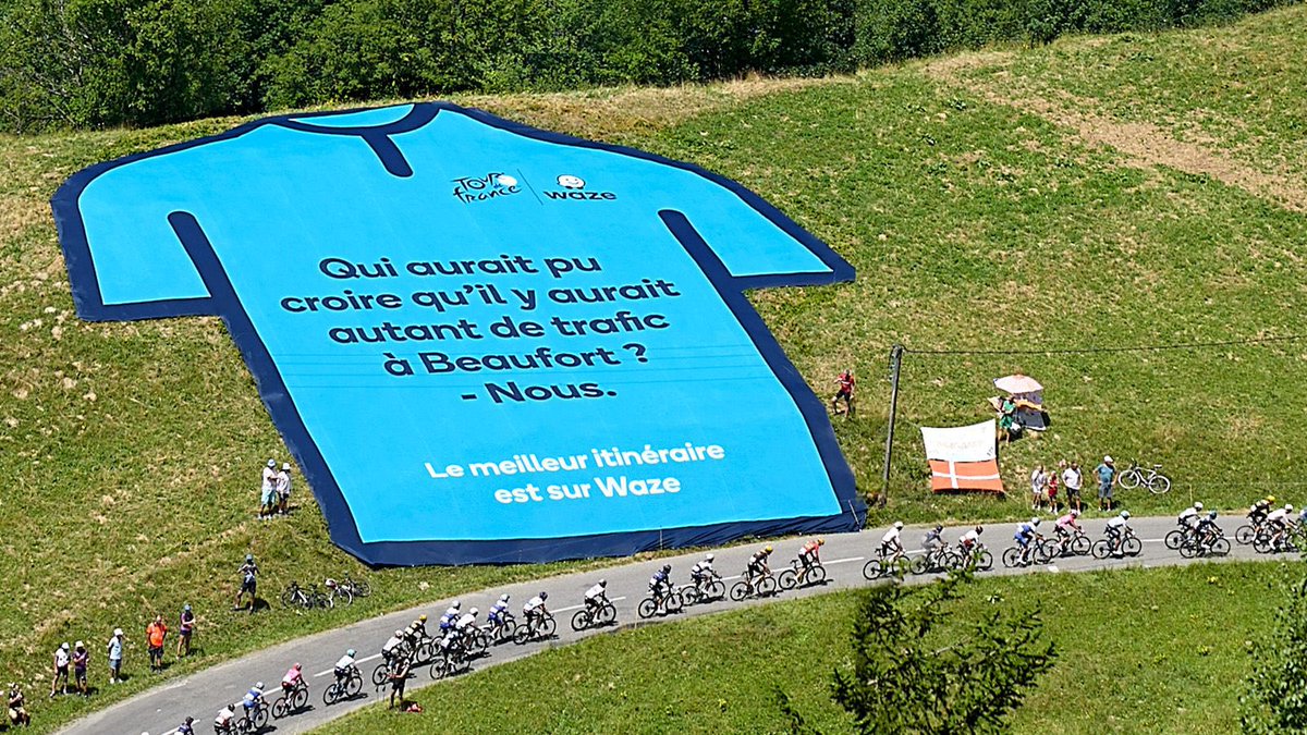 Roussemarion's tweet photo. C'est vrai qu'il y avait beaucoup de monde sur les routes à Beaufort hier! 💯💯
@waze_france
#WazexTourDeFrance
#CollabCommerciale https://t.co/uFNubPOWxS