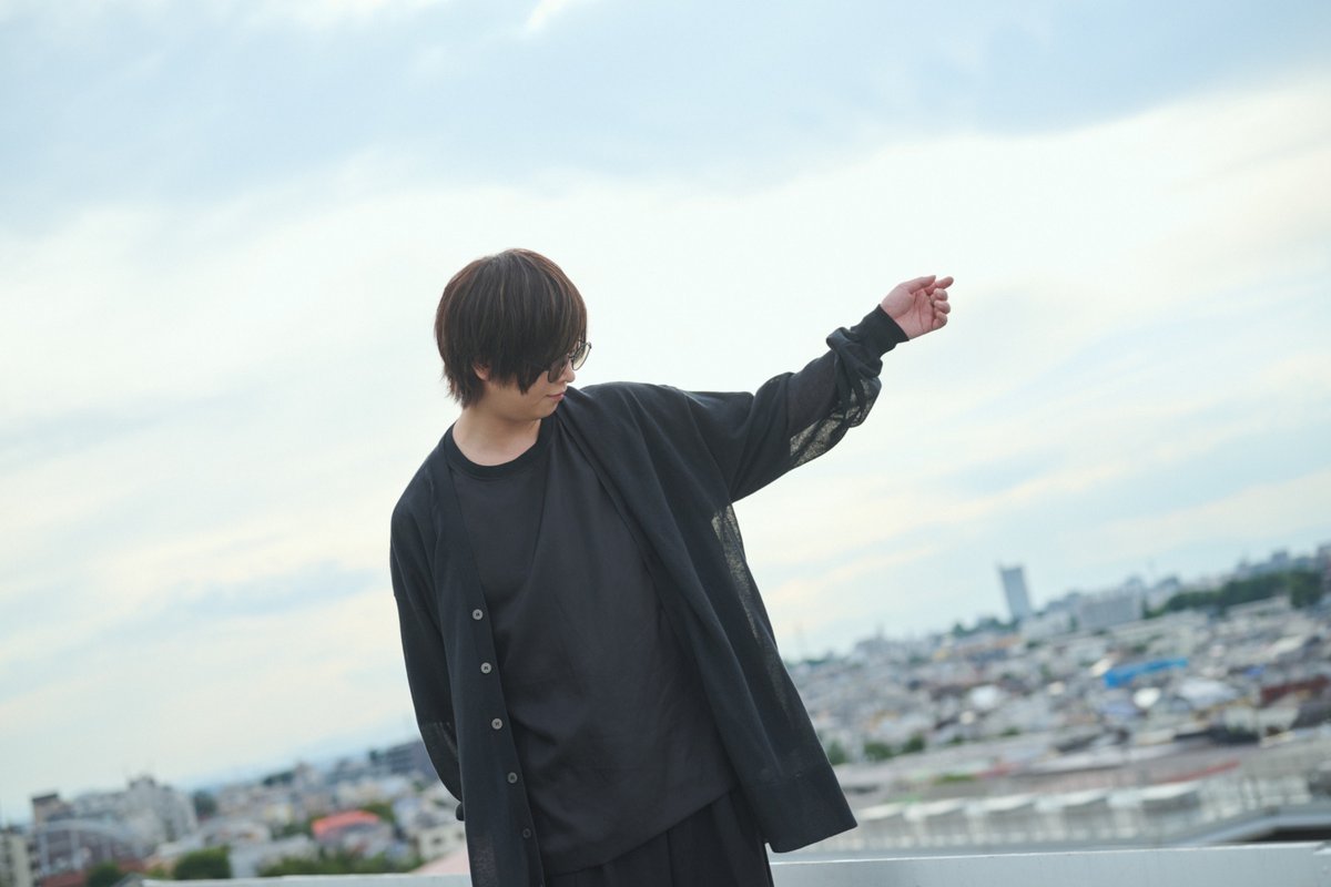 BRUTUS_mag's tweet photo. 【新着】斉藤壮馬の「ただい���、ゼロ年代。」第14回 恒川光太郎『夜市』
https://t.co/WuG1aaML07 https://t.co/XmkCau5mJt