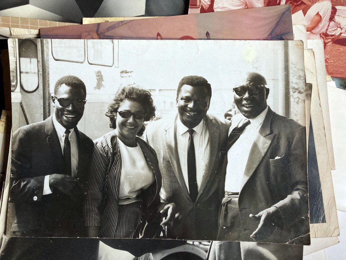 MareikePalmeira's tweet photo. FRANCIS OLADELE COLLECTION
Oyo / Nigeria / 2022
From the estate of filmmaker: #FrancisOladele (1932-2015) & his Dallas-born wife Jeanne, sister of the then mayor of Atlanta Maynhard Jackson. Far right, #OrlandoMartins (1899-1985), the first internationally Nigerian film actor. https://t.co/MBFJfLcaHM