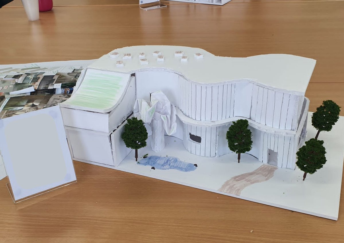 The pupils, staff and all those supporting the Architecture &amp; Sustainability programme at 
<a href="/oulton_academy/">Oulton Academy</a> are delighted with the successful completion of the programme.

#SGPandYou #SGPweCare #SGPweChallenge #SGPweDeliver #sustainableliving #architectsofthefuture