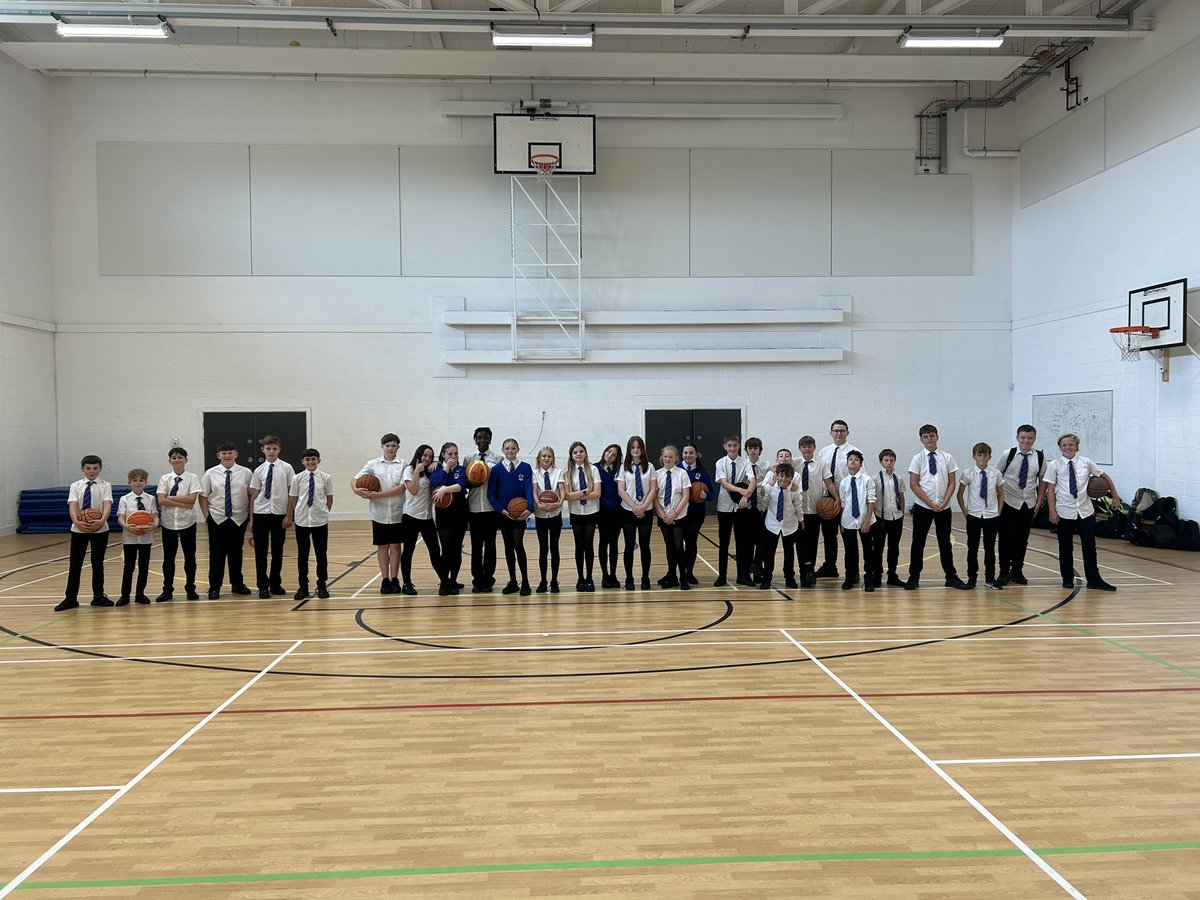 WhitmoreHighPE's tweet photo. Last break time Basketball session for the term for KS3. They’ve been absolutely outstanding turning up every day since September. Mr Coles and Mr Hutton can’t praise the group enough. Everyone have a great summer and don’t forget to practice. 🏀🏀🏀🏀🏀

#TeamWhitmore https://t.co/tTTmu4l4Bb