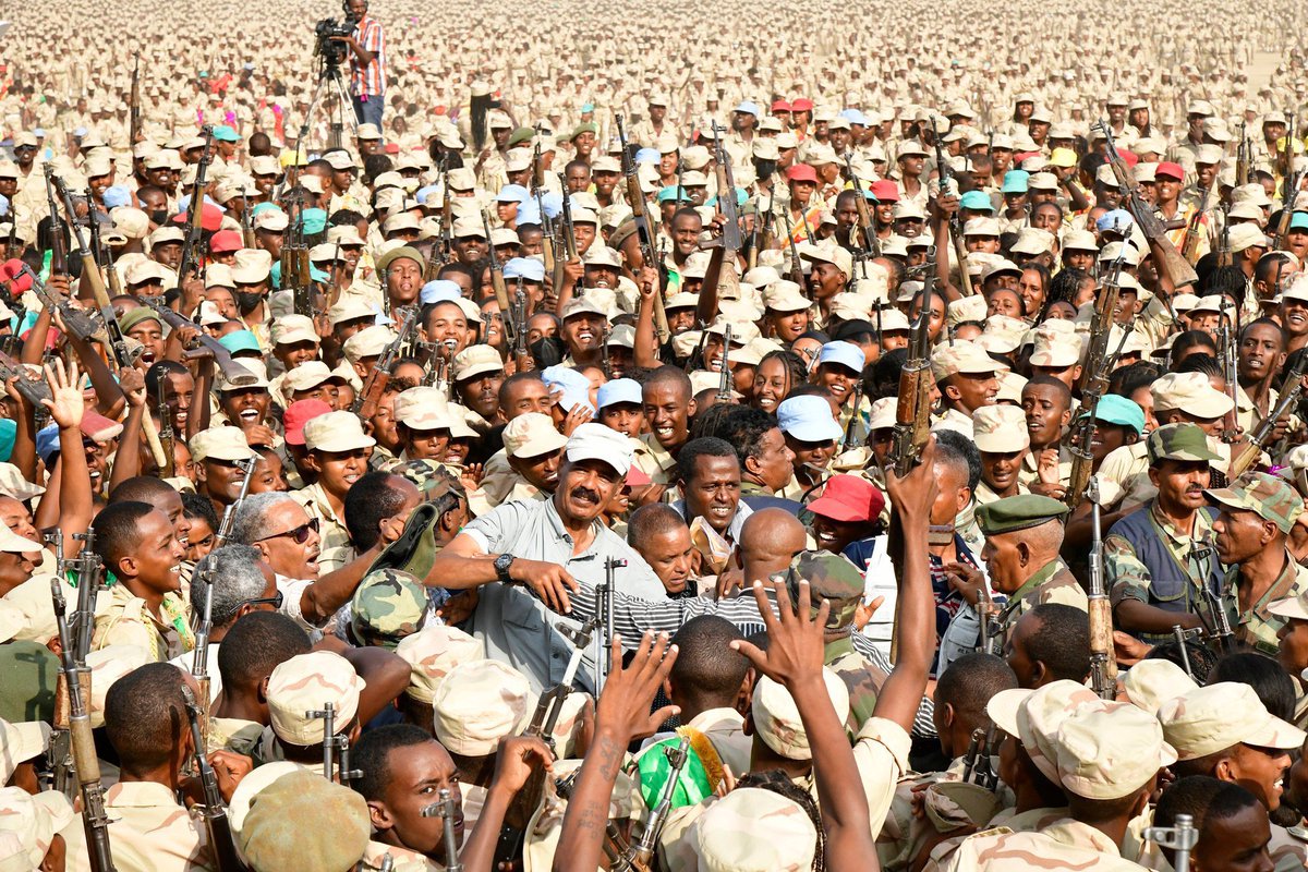 hagerawiDihnet's tweet photo. ውልቀ-መላኺ/ዲክታቶር ብህዝቡን ሰራዊቱን ብከምዚ ዝፍቶ እንተ ኾይኑ፡ ንዝመጽእውን ብዲክታቶር ክንምራሕ ቁሩባት ኢና ከመይሲ ካብ ናይ ሓሶት ምርጫ ተጌሩ ንመራሒና ብመ��ኮት ቲቪ ጥራሕ እንርእዮ ከይተገብረ ምሳና ንዓና መሲሉ ክነብር ይሕሸና #Eritrea https://t.co/RqxzSxmzTZ