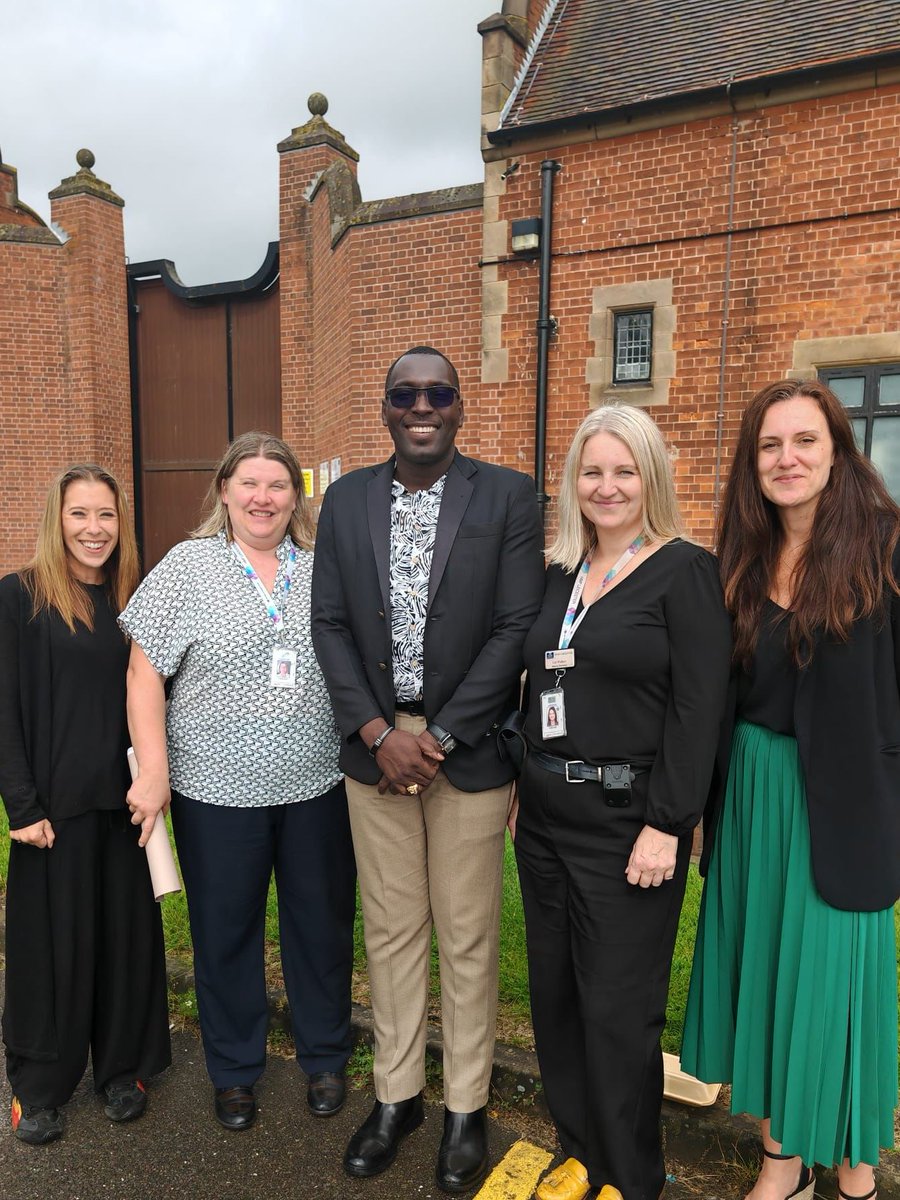 @CriminologyLeic and @leicsIAS has been honoured to host the Deputy Director of Guyana's Prison Service, Mr Kevin Pilgrim as a LIAS Fellow. A huge thank you to @HMPLeicester, @HMPNottingham, @HMPSudbury and @HmpFostonhall for making it such a productive visit.