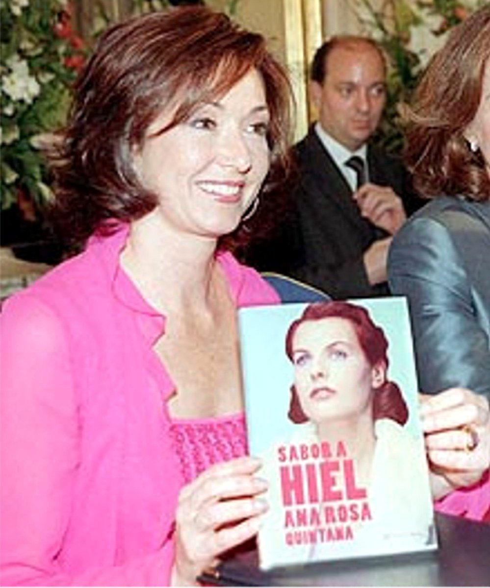 PR0GRESIST4's tweet photo. Hoy hace 3740 días de la RETIRADA DE LAS LIBRERIAS por parte del Grupo Planeta, del LIBRO DE LA GRAN ESCRITORAl y novelista Ana Rosa Quintana, debido al PLAGIO del mismo. 
RT🔄 por la gloria de tu madre.
Amén. https://t.co/dSrWVXFomu