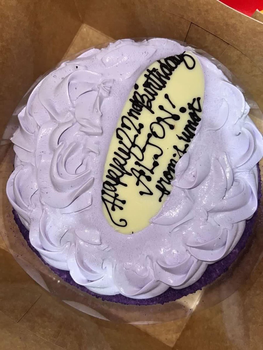AlJayOfficial_'s tweet photo. Enjoy our simple surprise 💜🫶🏻
Congrats mga mahal @jaydaavanzado @AljonMendoza_🫶🏻 

ALJAY BAKIT MAGKASAMA 
#AlJayPabulongNaman #AlJay https://t.co/ZeMJqzvYP0