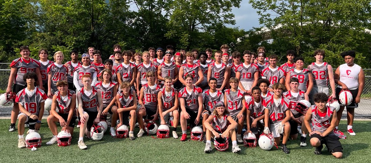 WCEastFootball's tweet photo. Great two days of work at the @DTownFball Team Camp. Thanks for having us.  Lot of opportunities to get better as a team!  
#vikingpride #riseasONE #buildtheboats

Good luck to @OctFootball, @SoudyFB, @CheltenhamPant1 and DEast on the season.

@WCEVikings @FugettFootball https://t.co/FmP14rRDH4