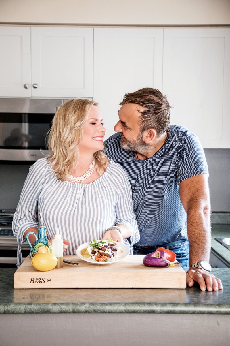 PassionIsCooki1's tweet photo. We need to revamp our kitchen. Between the flood we had and wear and tear from our cooking and YouTube show. 

Looking for help and collaborations we can showcase on our next series of cooking shows. Mediterranean Fridge Feast https://t.co/0co2alkBQn #sustainablecooking https://t.co/DxsqaquBW5