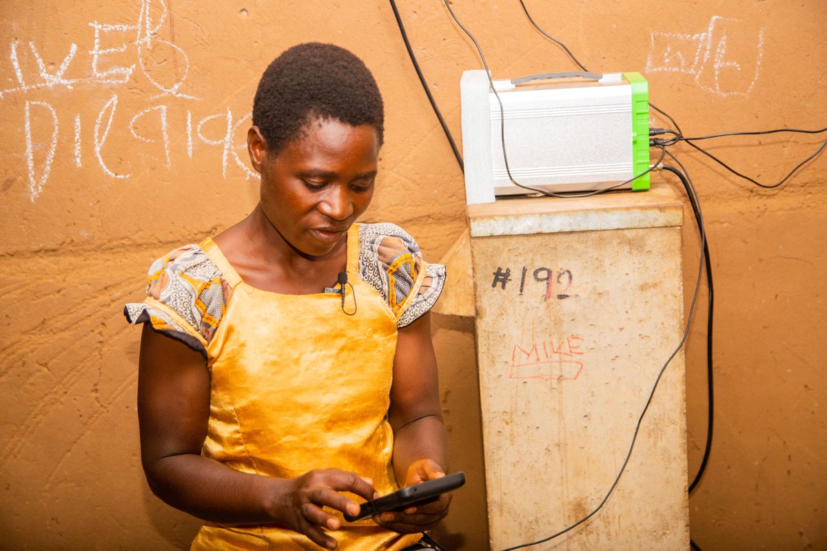 undpmalawi's tweet image. Digital technology is a fundamental force for change in this century, reshaping economies, government, and civil society 📱.

UNDP launched it’s Digital Strategy 2022-2025 with a vision to make it an empowering force #ForPeopleForPlanet 🌍

Read more: digitalstrategy.undp.org.