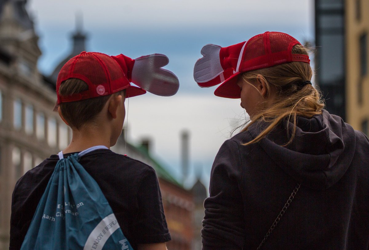 🇩🇰⚽️ We wish the Danish Women’s #NationalTeam all the best during the #FIFAWomensWorldCup2023 in Australia and New Zealand 🇩🇰⚽️

We’re rooting for you!🤞
 
Best of luck also to the Dutch team!🍀 

<a href="/FIFAWWC/">FIFA Women's World Cup</a> <a href="/DBUfodbold/">DBU - En Del Af Noget Større</a> 

#Kvindelandsholdet #ForDanmark #FifaWomensWorldCup #FIFAWWC