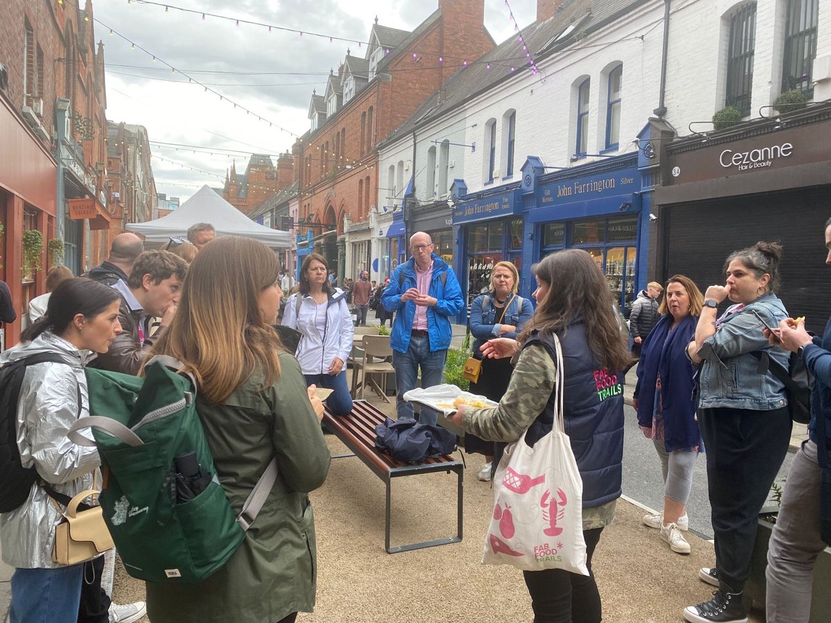 256 Content tweet media