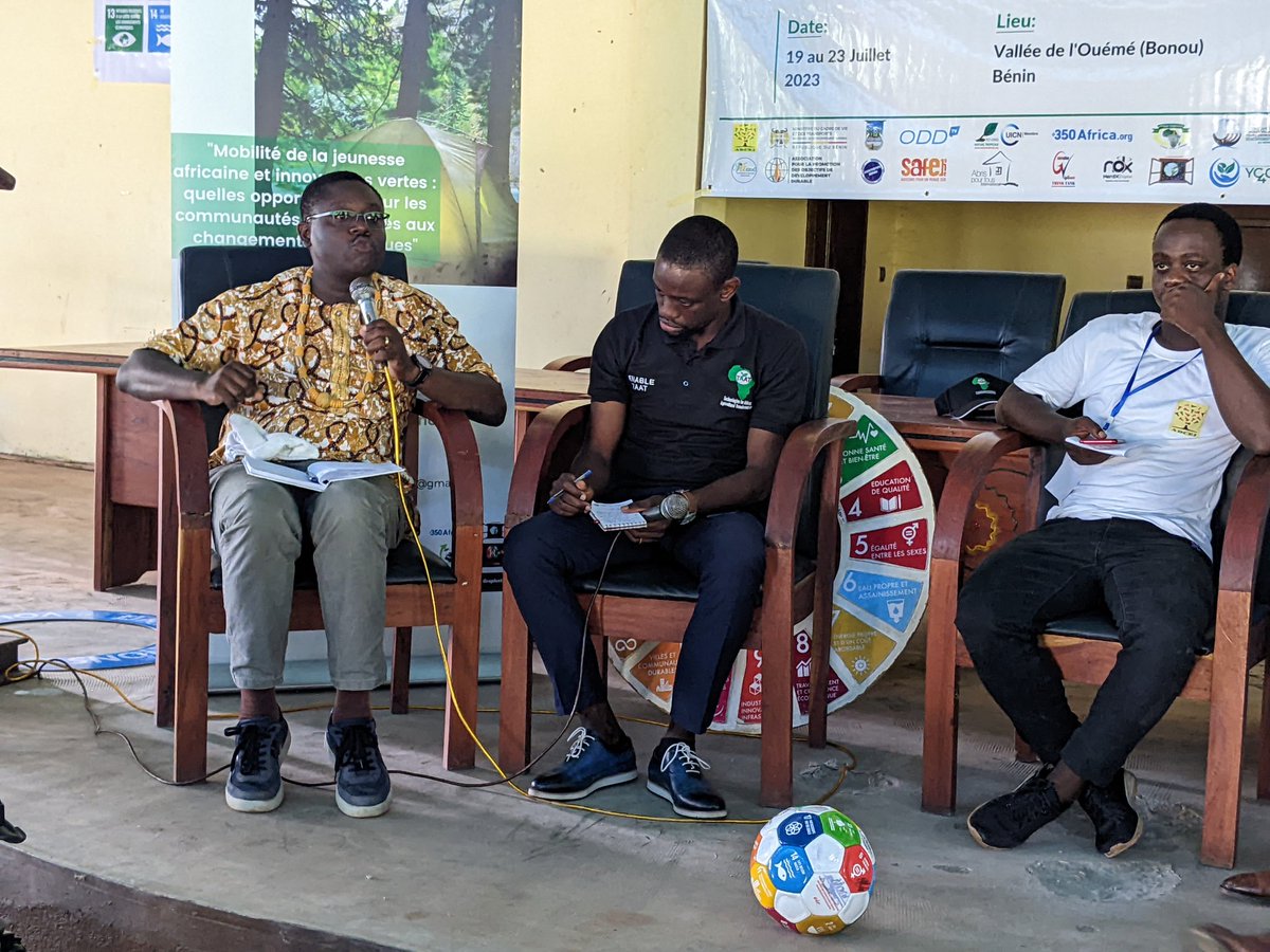 SadateIssifou's tweet photo. Panel RYCC/Jour 2 

Thème : Mobilité de la jeunesse africaine et innovations vertes : quelles opportunités pour les communautés vulnérables aux changements climatiques ?

1/3 https://t.co/iyKhZbs8Bx
