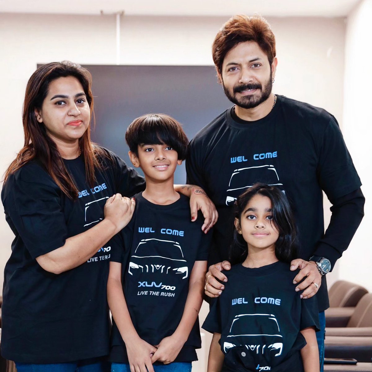kaushalmanda's tweet photo. The memories we make with our family is everything #xuv700 #mahindra https://t.co/TuZzCJz2eF