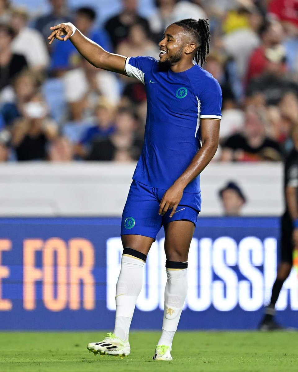 kirleystar's tweet photo. A goal on his debut! ✊
#Chelsea https://t.co/bCHcfWZzsx