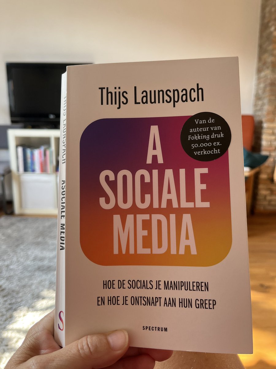Ik las het 📕 Asociale media van Thijs Launspach en schreef er een #profblog over #vakantielezen #leesplezier rheaflohr.weebly.com/blog/asociale-… #digitalegeletterdheid #mediawijsheid
